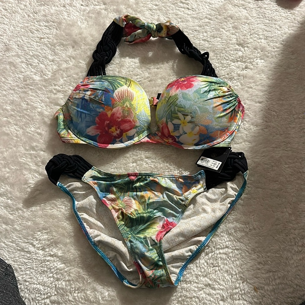 Victoria’s Secret vintage padded Bikini